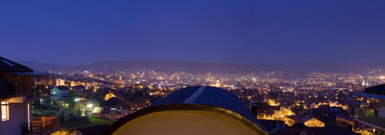 Cabrio Apart Hotel Cluj-Napoca Exteriör bild