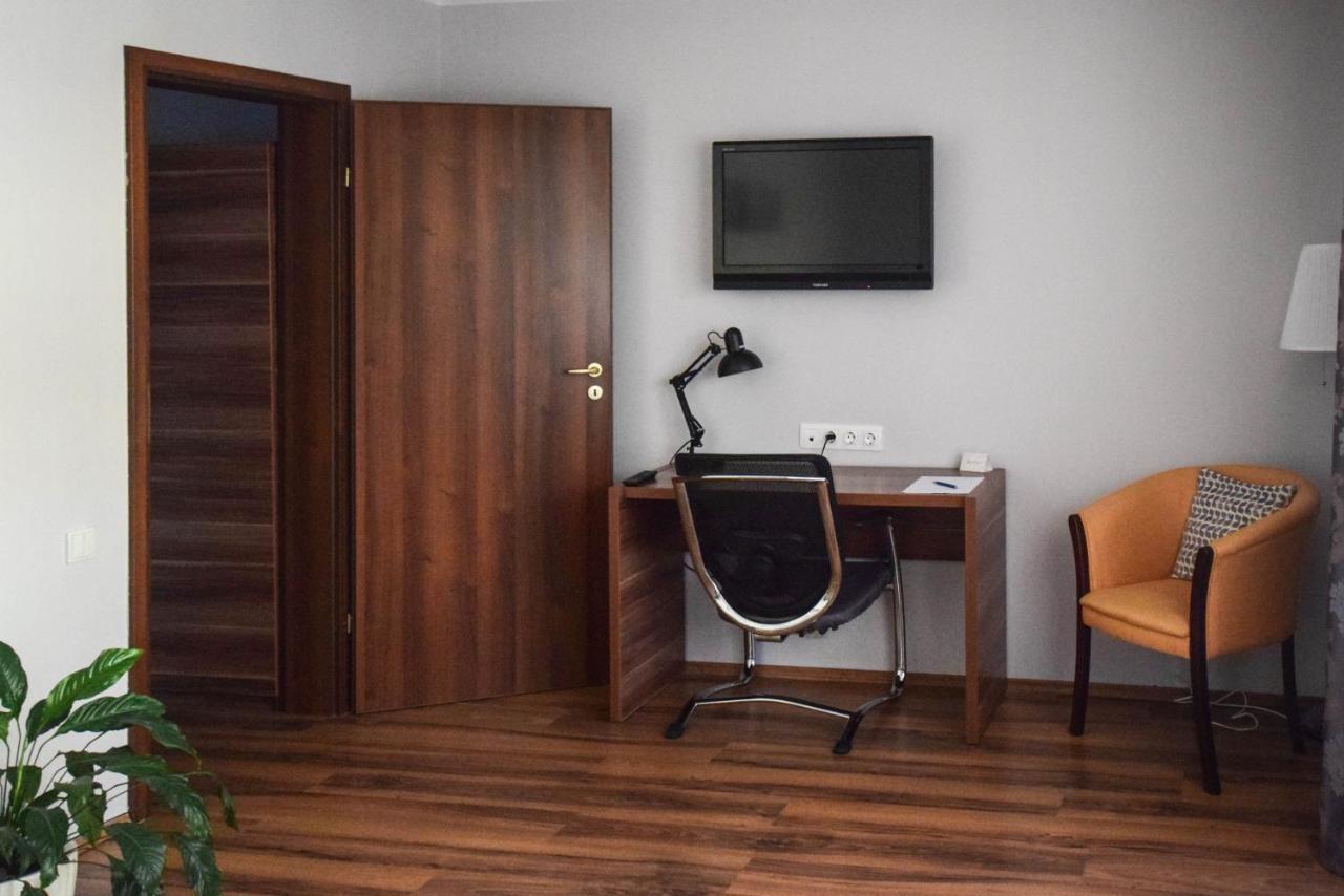 Cabrio Apart Hotel Cluj-Napoca Exteriör bild